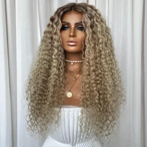 Perruque Philomène cheveux synthétiques élégants