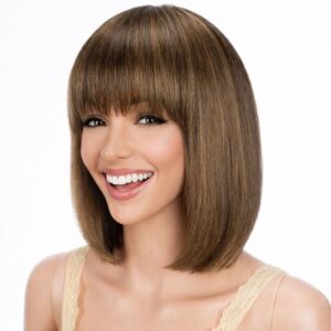 Perruque courte naturelle avec frange élégante